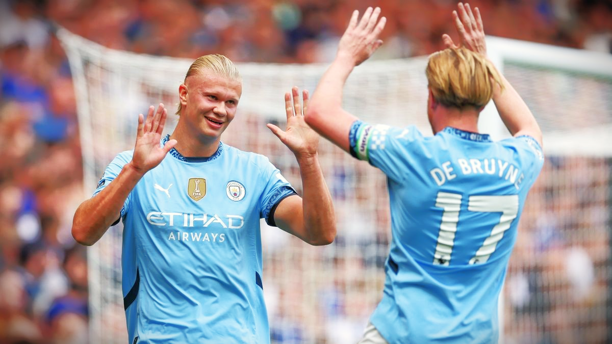 Erling Braut Haaland showed off his muscles as he scored the first goal in his 100th game for Manchester City in their 2-0 win over Chelsea at the Stamford Scaffold.